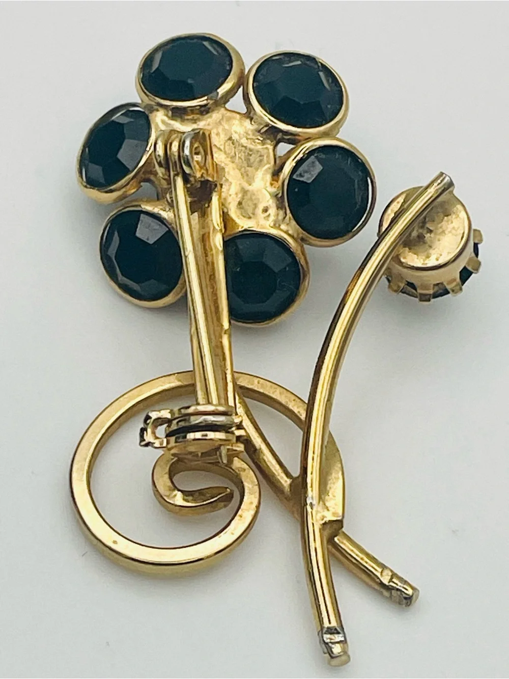 Vintage 1960s Gold-Tone Floral Brooch with Black Rhinestone Cabochons